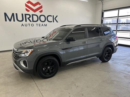 Pure Gray 2024 Volkswagen Atlas 2.0T SEL