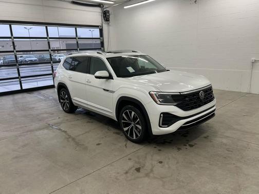 2026 Volkswagen Atlas 2.0T SEL Premium R-Line 4MOTION