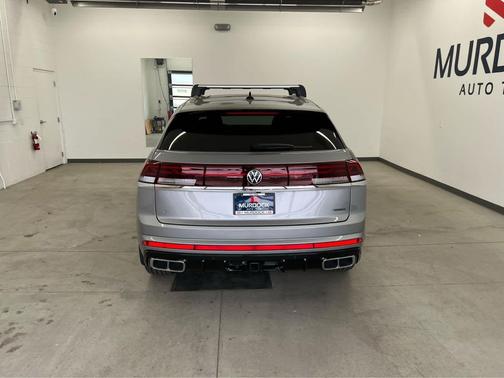 silver mist metallic 2026 Volkswagen Atlas Cross Sport 2.0T SEL Premium