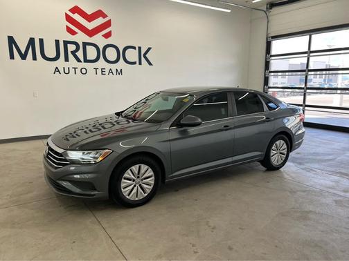 Platinum Gray Metallic 2019 Volkswagen Jetta 1.4T S