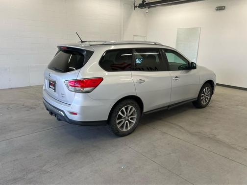 2013 Nissan Pathfinder SV