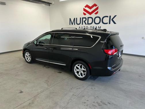 2018 Chrysler Pacifica Touring-L Plus