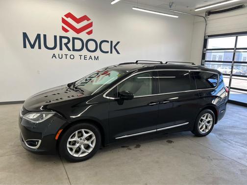 2018 Chrysler Pacifica Touring-L Plus