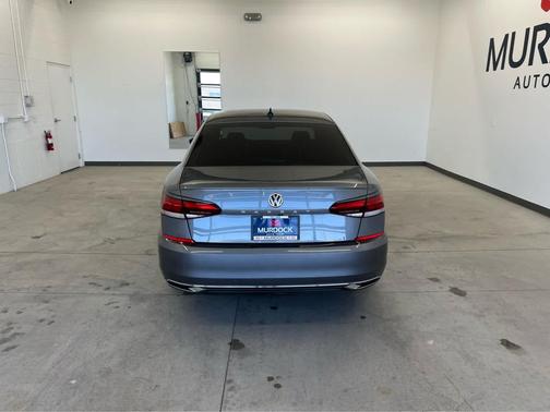 2020 Volkswagen Passat 2.0T SE