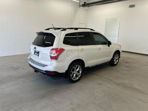 2015 Subaru Forester 2.5i Touring