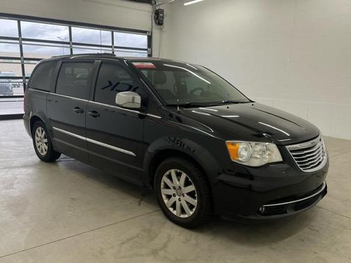 2011 Chrysler Town & Country Touring-L