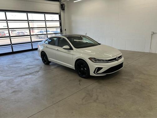 2026 Volkswagen Jetta 1.4T SE