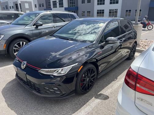 Deep Black Pearl 2022 Volkswagen Golf GTI 1.4T TSI