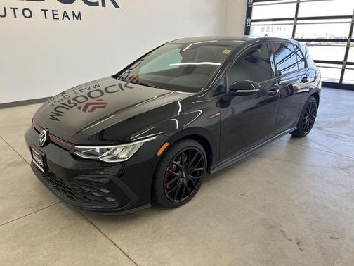 Deep Black Pearl 2022 Volkswagen Golf GTI 1.4T TSI