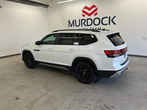 2026 Volkswagen Atlas Peak Edition