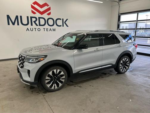 Space White Metallic 2025 Ford Explorer Platinum