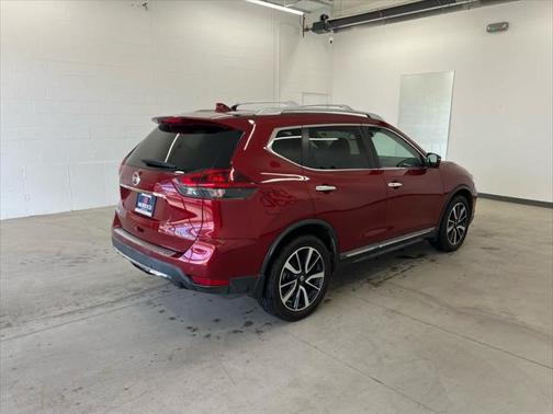2020 Nissan Rogue SL