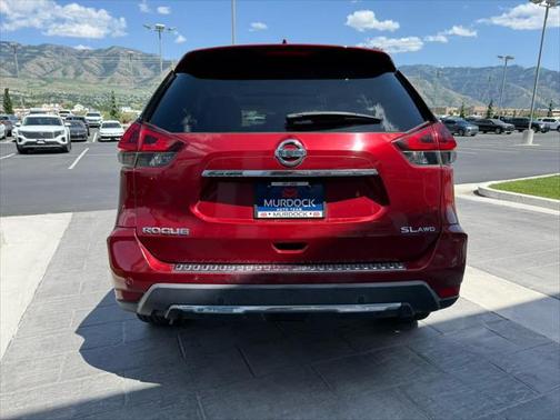 2020 Nissan Rogue SL