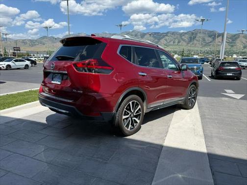 2020 Nissan Rogue SL