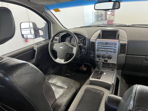 Red Alert 2007 Nissan Titan LE Crew Cab