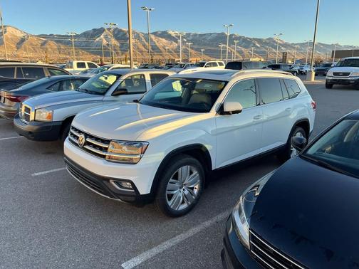 2018 Volkswagen Atlas 3.6L SEL Premium