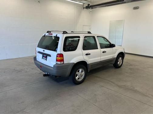 2001 Ford Escape XLT