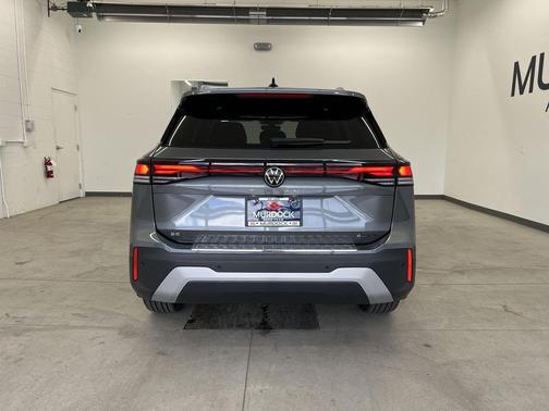 platinum gray metallic 2026 Volkswagen Tiguan 2.0T SE