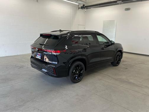 2025 Volkswagen Tiguan 2.0T SE R-Line Black 4MOTION