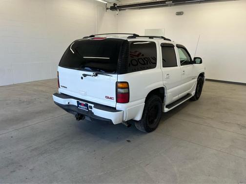 2005 GMC Yukon Denali
