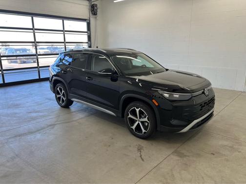 2025 Volkswagen Tiguan 2.0T SE 4MOTION