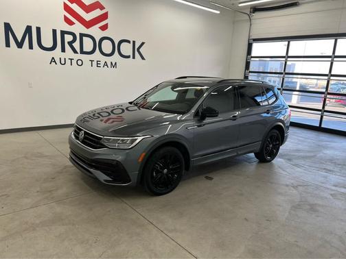 2022 Volkswagen Tiguan 2.0T SE R-Line Black 4MOTION