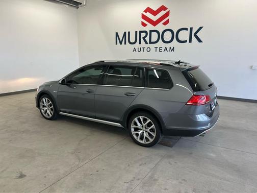 Platinum Gray Metallic 2017 Volkswagen Golf Alltrack TSI SEL
