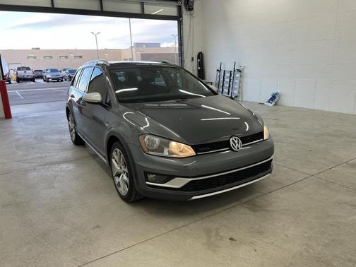 2017 Volkswagen Golf Alltrack TSI SEL