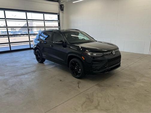 2025 Volkswagen Tiguan 2.0T SE R-Line Black 4MOTION