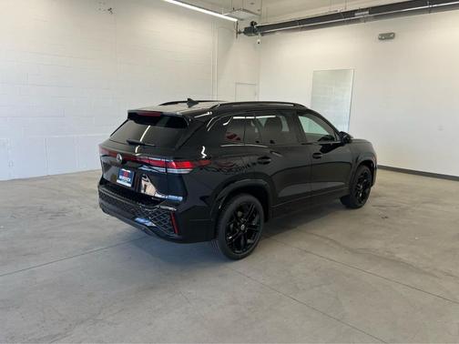 2025 Volkswagen Tiguan 2.0T SE R-Line Black 4MOTION