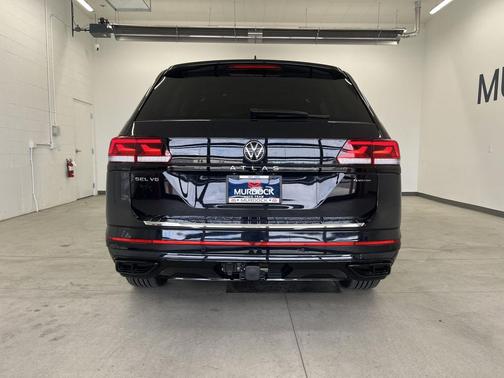 Deep Black Pearl 2023 Volkswagen Atlas 3.6L SEL