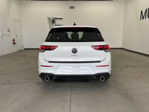 opal white pearl 2026 Volkswagen Golf GTI 2.0T S DSG