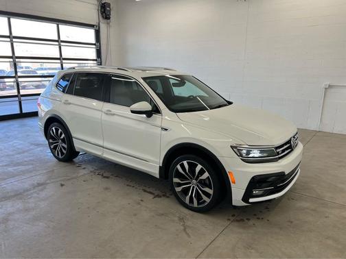 Pure White 2021 Volkswagen Tiguan 2.0T SEL R-Line 4MOTION