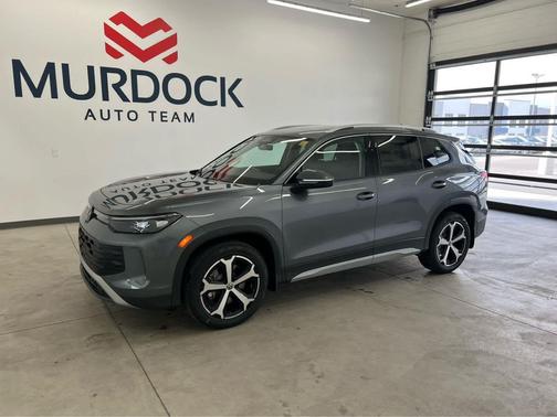 platinum gray metallic 2026 Volkswagen Tiguan 2.0T SE