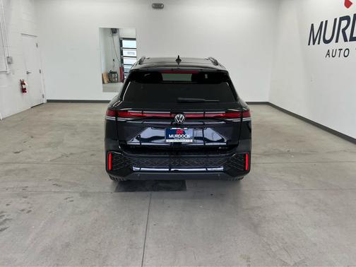 2026 Volkswagen Tiguan 2.0T SE R-Line Black 4MOTION