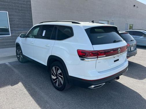 2024 Volkswagen Atlas 2.0T SE w/Technology 4MOTION