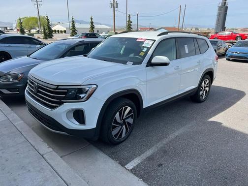 2024 Volkswagen Atlas 2.0T SE w/Technology 4MOTION