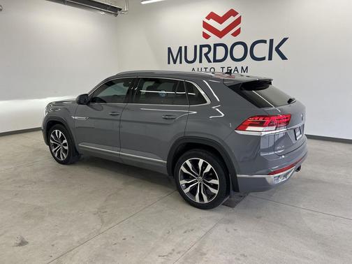 Pure Gray 2021 Volkswagen Atlas Cross Sport 3.6L V6 SEL Premium R-Line