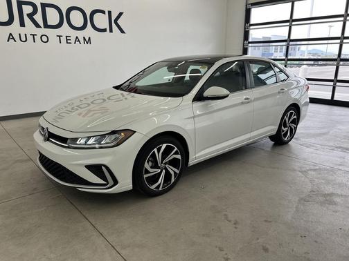 Opal White Pearl 2025 Volkswagen Jetta 1.5T SEL