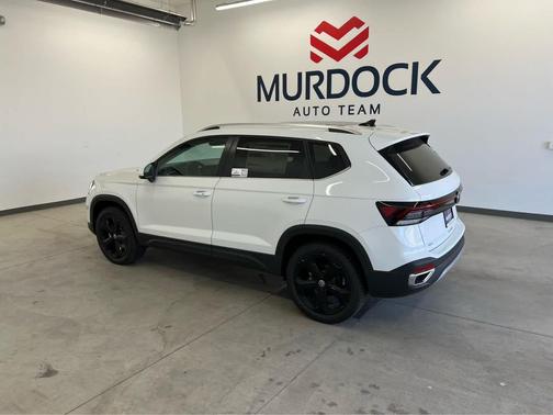 2025 Volkswagen Taos 1.5T SEL