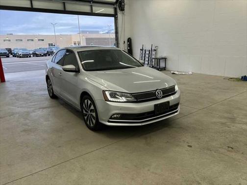2015 Volkswagen Jetta Hybrid SEL Premium