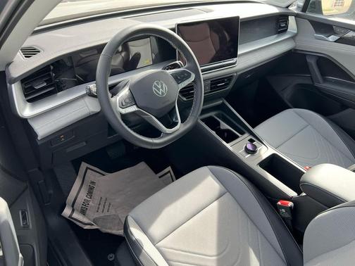 2026 Volkswagen Tiguan 2.0T SE 4MOTION