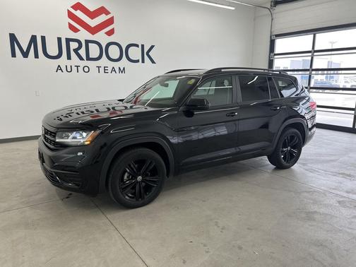 Deep Black Pearl 2023 Volkswagen Atlas 3.6L SEL
