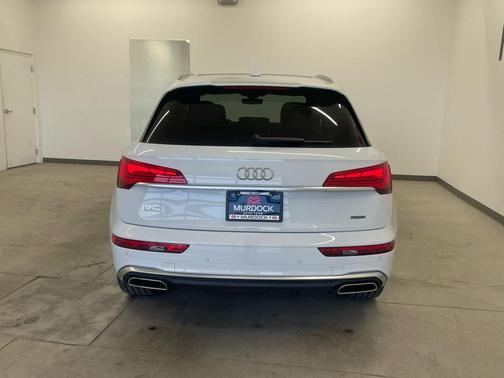 2024 Audi Q5 45 S line Premium Plus