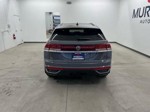 pure gray 2026 Volkswagen Atlas Cross Sport 2.0T SE w/Technology 4MOTION