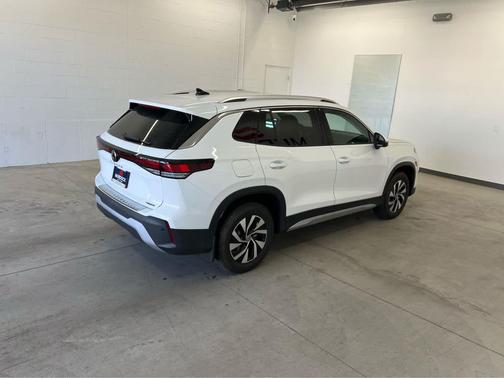 pure white 2026 Volkswagen Tiguan 2.0T S