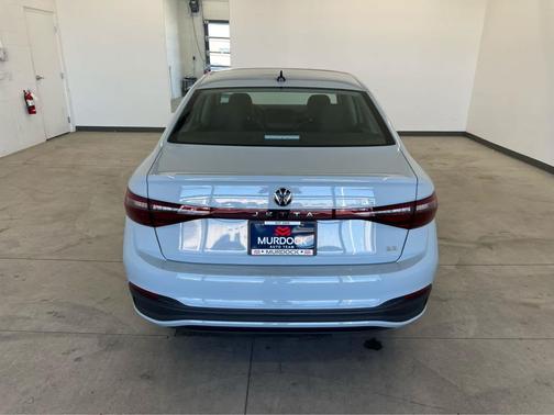 Monument Gray 2025 Volkswagen Jetta 1.5T SE