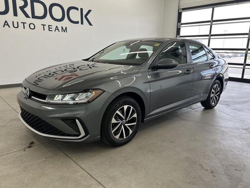 Platinum Gray Metallic 2026 Volkswagen Jetta 1.4T S
