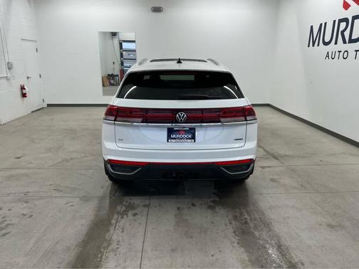 2026 Volkswagen Atlas Cross Sport 2.0T SE w/Technology 4MOTION