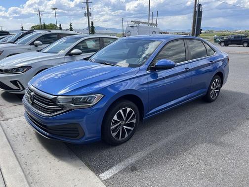 Rising Blue Metallic 2022 Volkswagen Jetta 1.5T S
